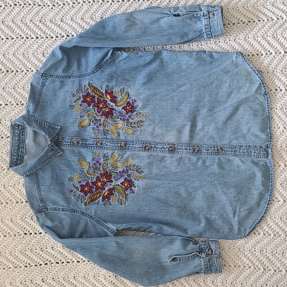 Vintage Denim chambray floral embroidered top